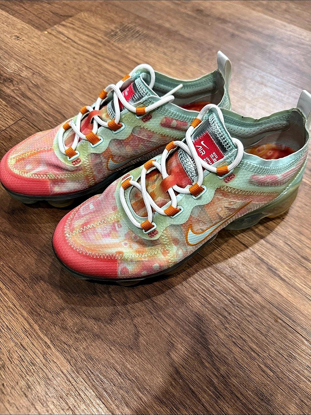 Nike Air VaporMax 2023 Flyknit Sneakers Green & Pink